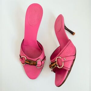 Gucci vintage Pink pebbled leather bamboo horsebit Tom Ford era mules heels 7.5